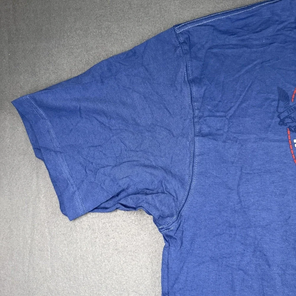 Carhartt T-Shirt Mens Large Blue Built To Last Pocket Work Graphic‎ Tee USA